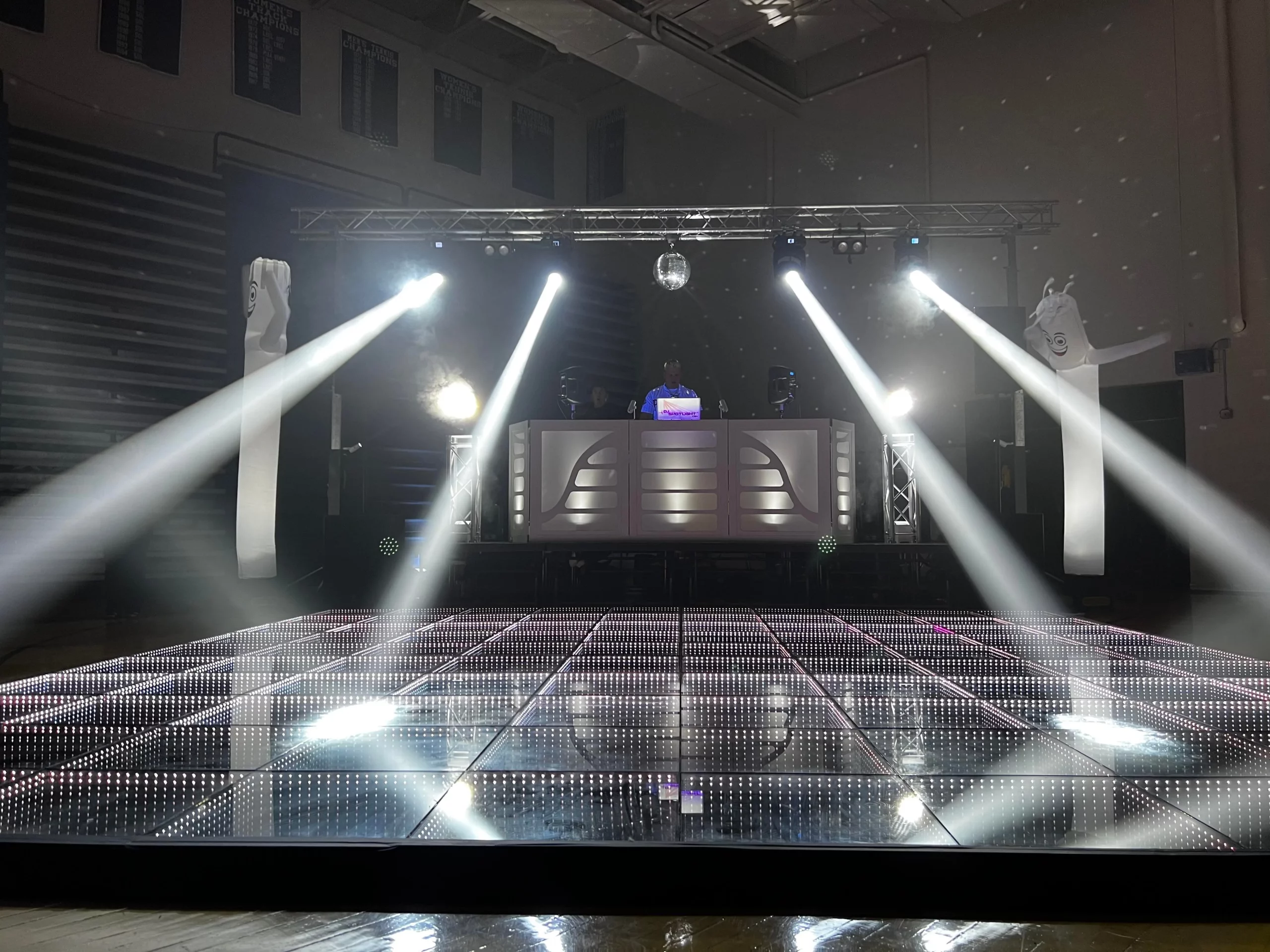 CR-North-with-Dancefloor-8